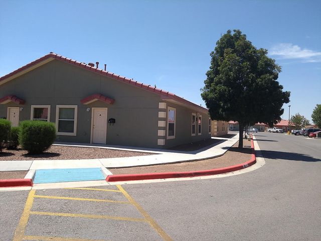 8615 SAN JUAN Lane 7-B, El Paso, TX 79907