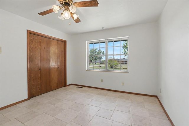 122 N Montebella Terrace, Mustang, OK 73064