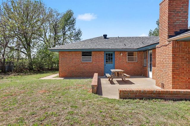 122 N Montebella Terrace, Mustang, OK 73064