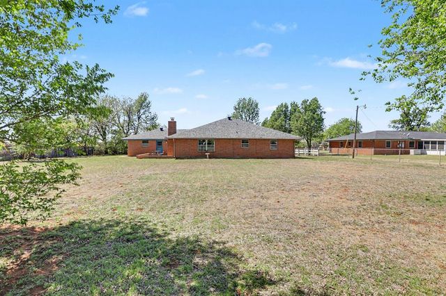 122 N Montebella Terrace, Mustang, OK 73064