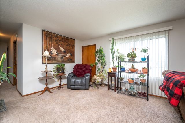 125 Florida Avenue SW, Cedar Rapids, IA 52404