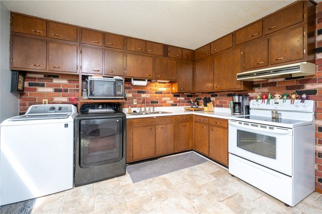 125 Florida Avenue SW, Cedar Rapids, IA 52404