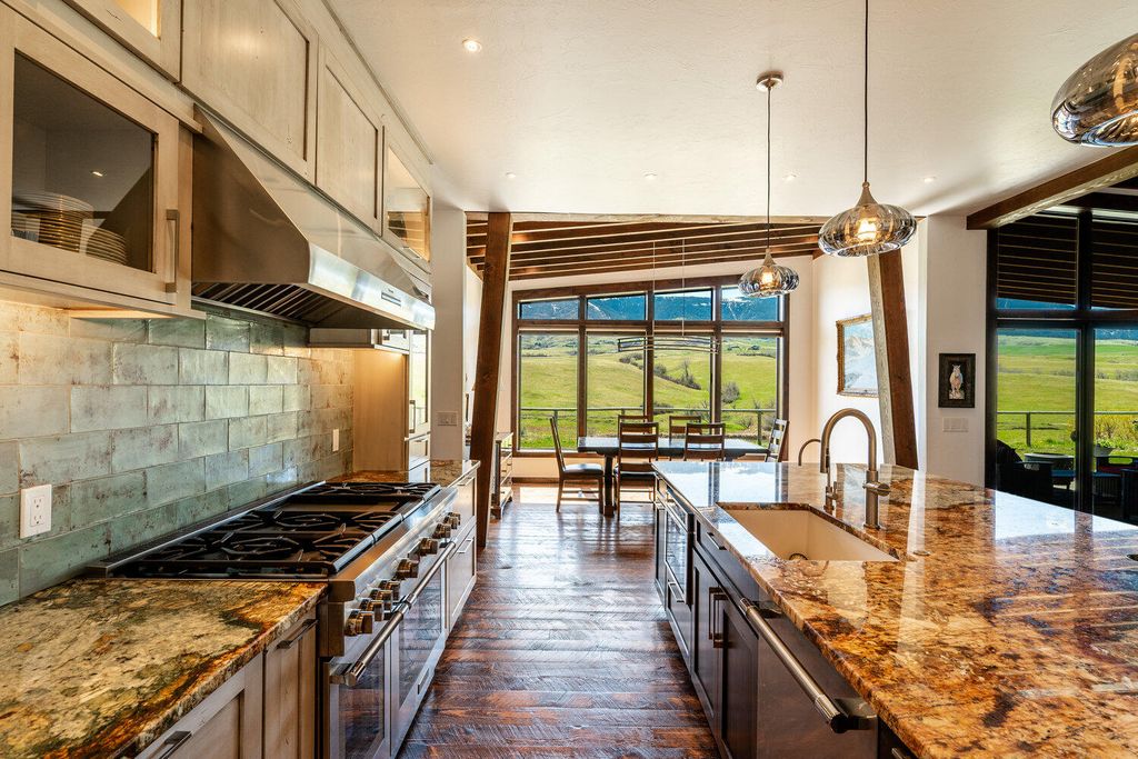 838 Hwy 335, Big Horn, WY 82833 photo 12