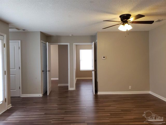 345 S I St B, Pensacola, FL 32501