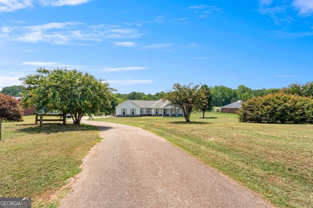 293 High Falls Road, Jackson, GA 30233