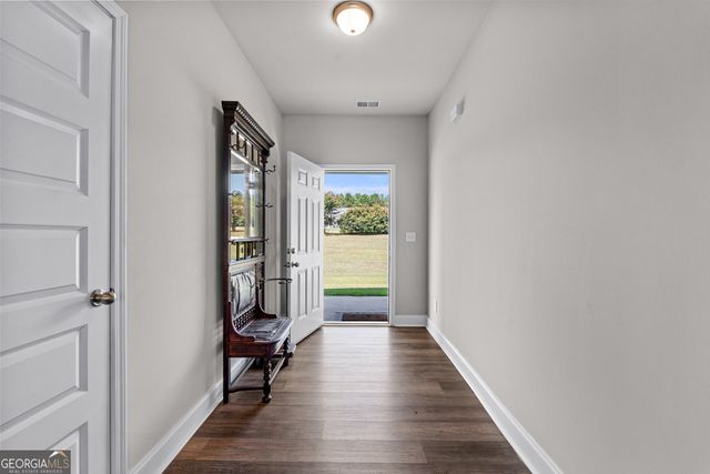293 High Falls Road, Jackson, GA 30233