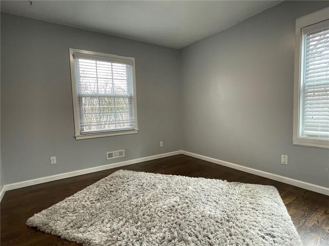 217 NW 43rd Street, Kansas City, MO 64116