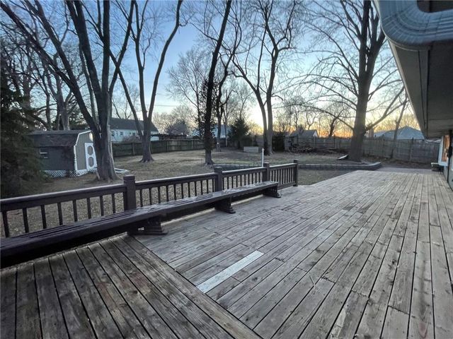 217 NW 43rd Street, Kansas City, MO 64116