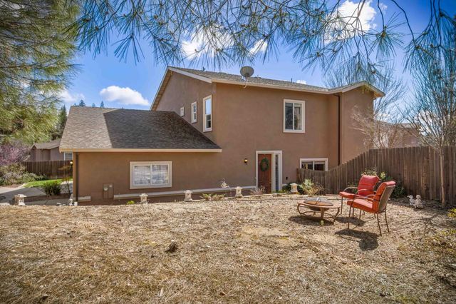 3054 Courtside Dr, Diamond Springs, CA 95619