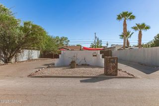 2556 E Linden Street, Tucson, AZ 85716
