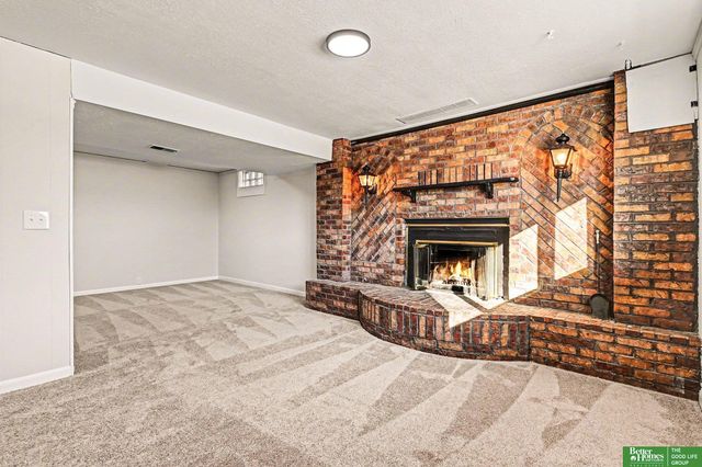 7016 N 51 Street, Omaha, NE 68152