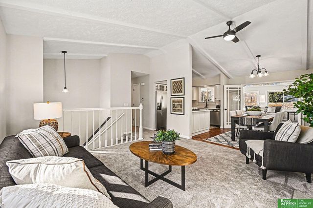 7016 N 51 Street, Omaha, NE 68152