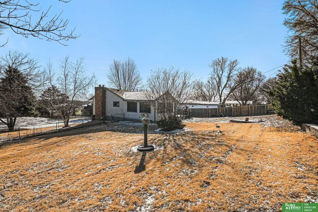 7016 N 51 Street, Omaha, NE 68152