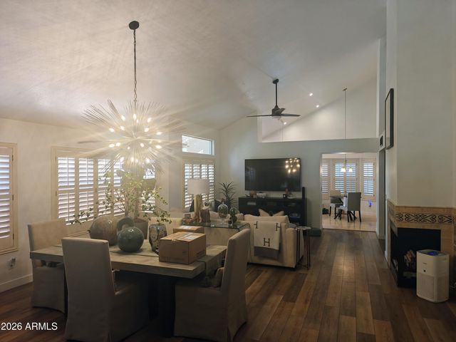 16025 S 12TH Place, Phoenix, AZ 85048