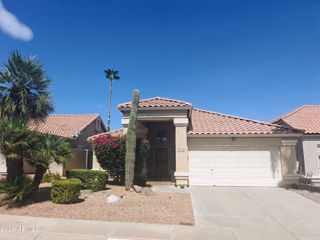 16025 S 12TH Place, Phoenix, AZ 85048
