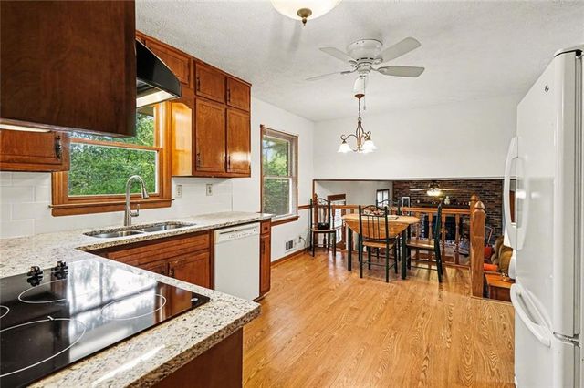 1252 SW Sheppard Drive SW, Lilburn, GA 30047