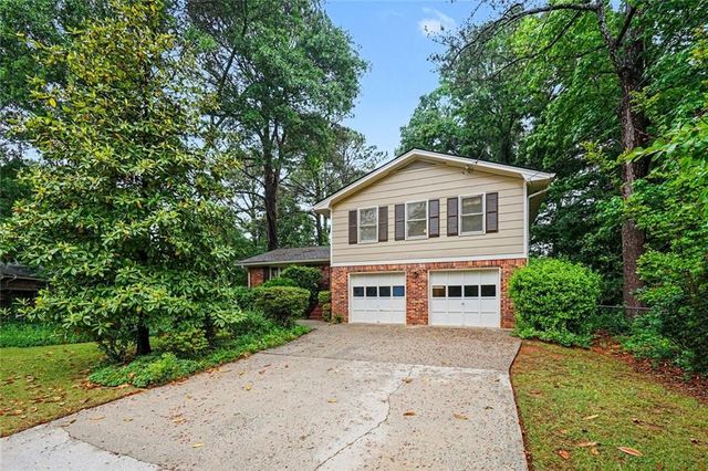 1252 SW Sheppard Drive SW, Lilburn, GA 30047