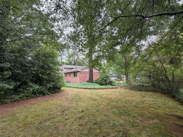1252 SW Sheppard Drive SW, Lilburn, GA 30047