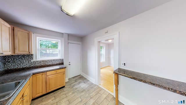 30 Henry Street, New Haven, CT 06511