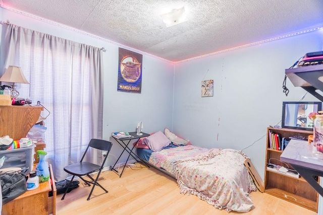 621 Evergreen Park Dr, Hopkinsville, KY 42240