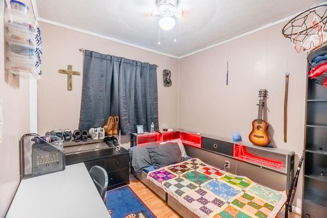 621 Evergreen Park Dr, Hopkinsville, KY 42240