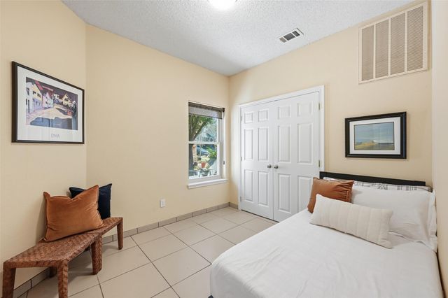 730 Bordeaux Drive, Euless, TX 76039