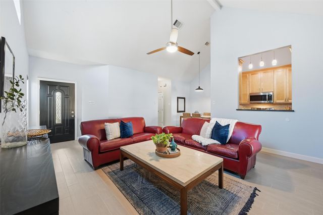 730 Bordeaux Drive, Euless, TX 76039