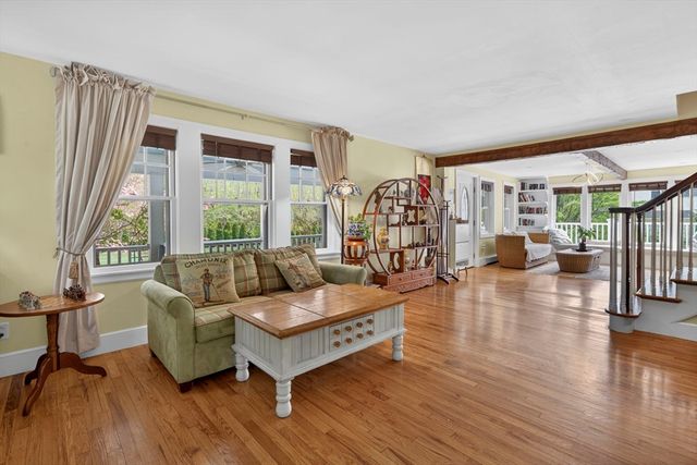 229 Parkerville Rd, Southborough, MA 01772