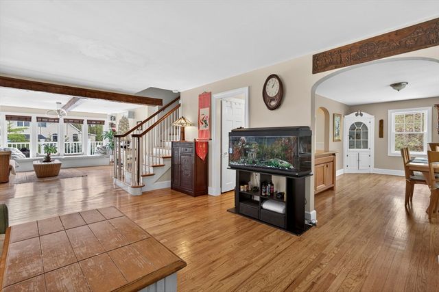 229 Parkerville Rd, Southborough, MA 01772