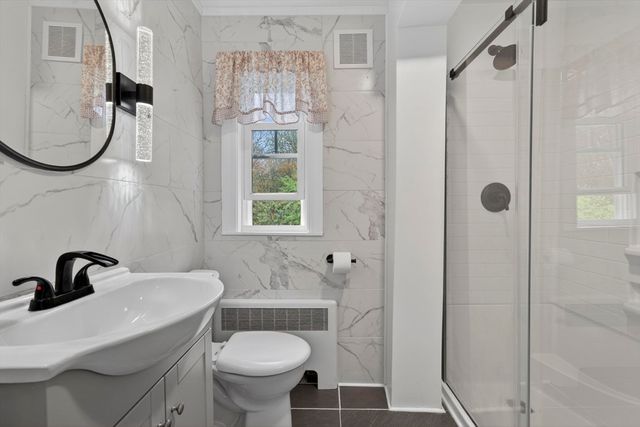 229 Parkerville Rd, Southborough, MA 01772