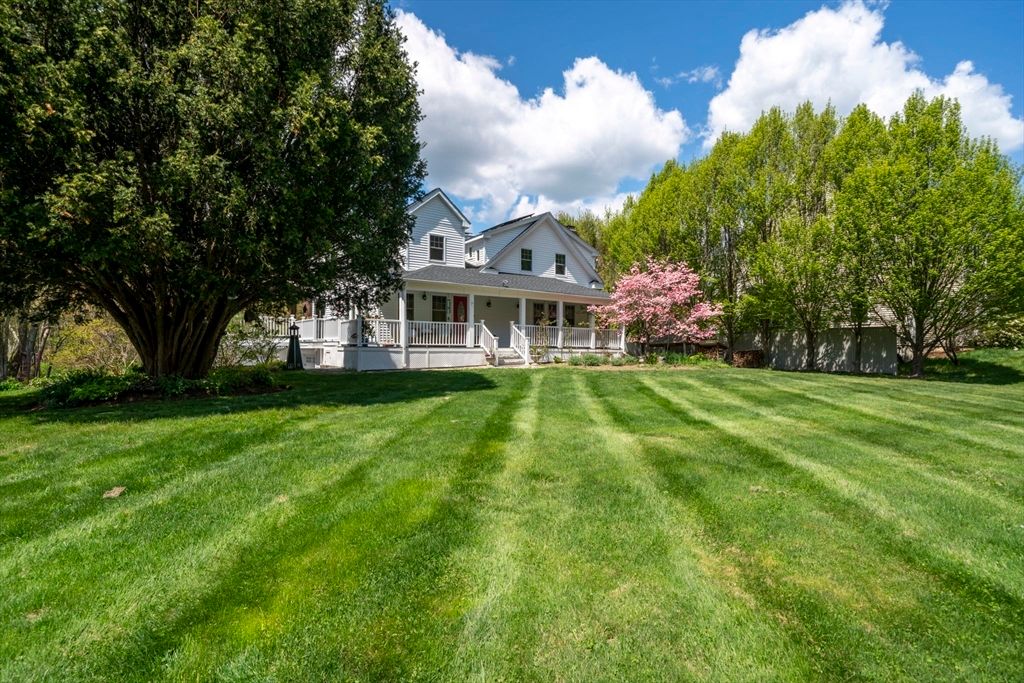 229 Parkerville Rd, Southborough, MA 01772