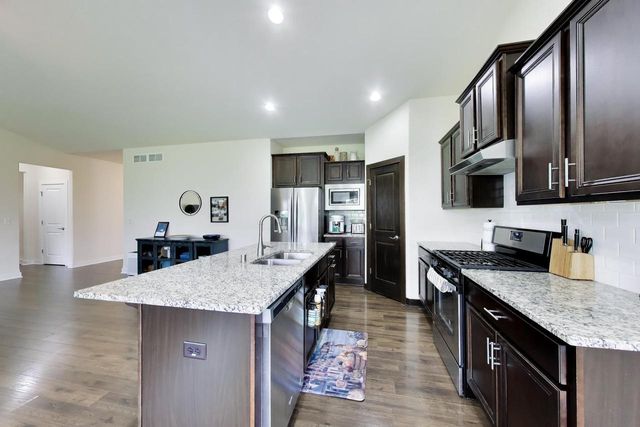 7884 Fredricksburg COURT, Bristol, WI 53104
