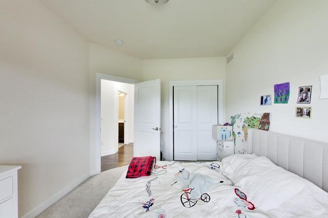 7884 Fredricksburg COURT, Bristol, WI 53104