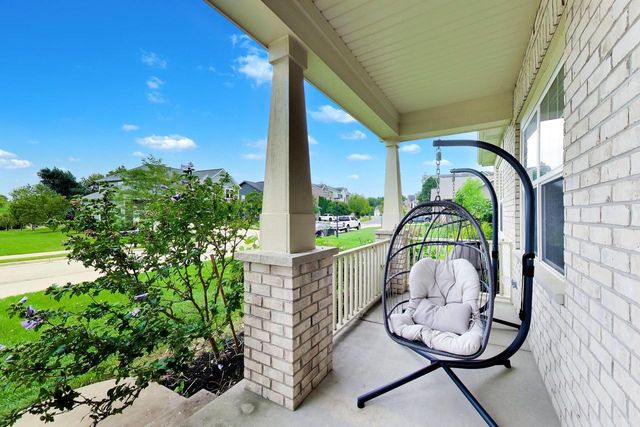 7884 Fredricksburg COURT, Bristol, WI 53104