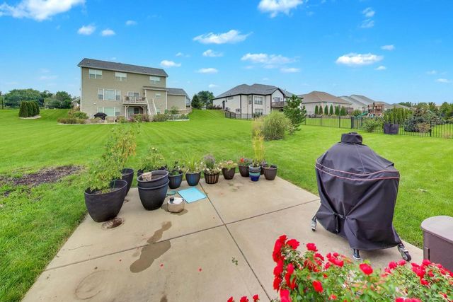 7884 Fredricksburg COURT, Bristol, WI 53104