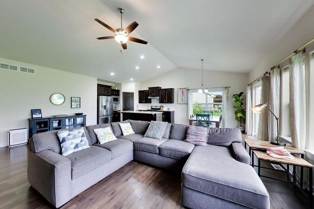 7884 Fredricksburg COURT, Bristol, WI 53104