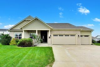 7884 Fredricksburg COURT, Bristol, WI 53104
