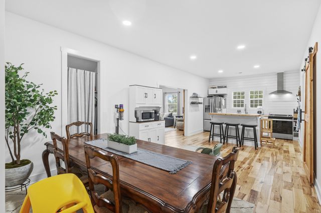 607 Old Columbia Rd, Unionville, TN 37180