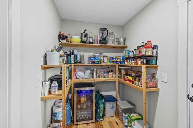 607 Old Columbia Rd, Unionville, TN 37180