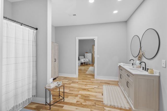 607 Old Columbia Rd, Unionville, TN 37180