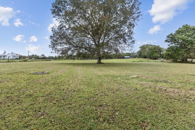 607 Old Columbia Rd, Unionville, TN 37180