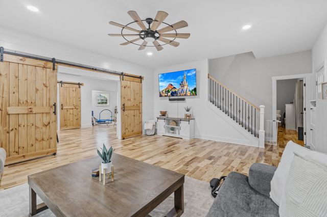 607 Old Columbia Rd, Unionville, TN 37180