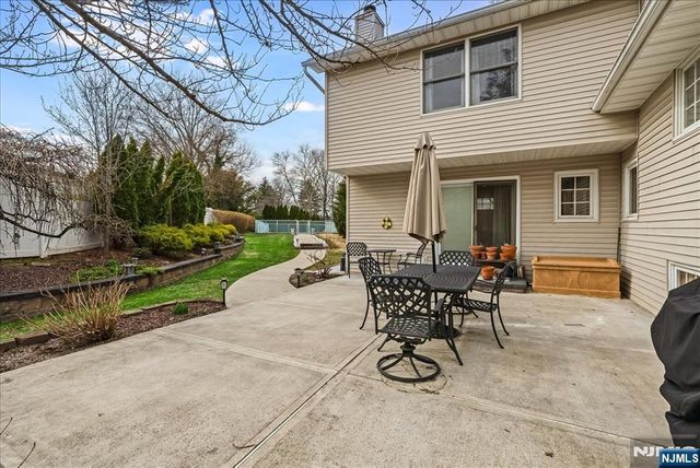 40 Catherine Court, Cedar Grove, NJ 07009