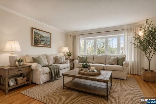 40 Catherine Court, Cedar Grove, NJ 07009