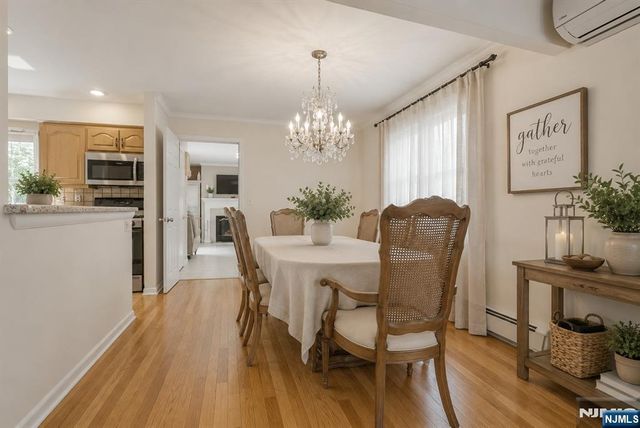 40 Catherine Court, Cedar Grove, NJ 07009