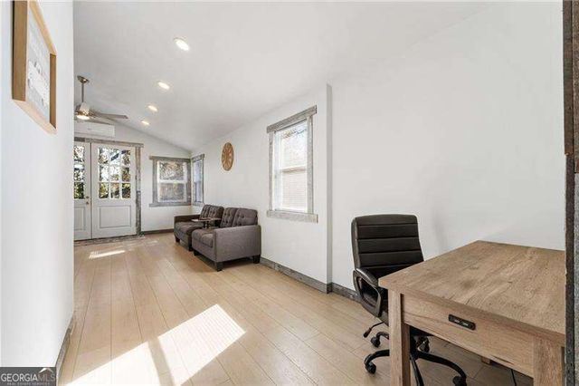 5211 Oakdale Road SE, Smyrna, GA 30082