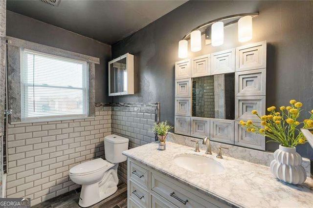 5211 Oakdale Road SE, Smyrna, GA 30082