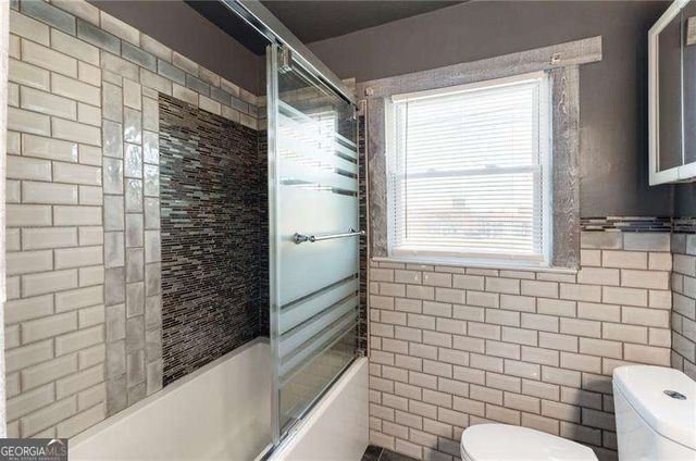 5211 Oakdale Road SE, Smyrna, GA 30082