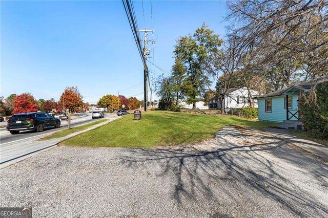 5211 Oakdale Road SE, Smyrna, GA 30082