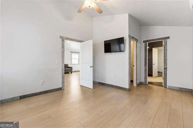 5211 Oakdale Road SE, Smyrna, GA 30082